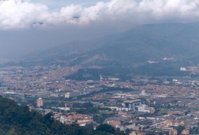 Panoramica de  Medellin 
cehap, 1999
Palabras clave: PANORAMICAS MEDELLIN