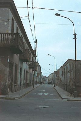 Calle en perspectiva de Lima - Peru
Cehap-Forhum 2001
Palabras clave: CALLE LIMA