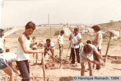 Participación de la comunidad en proceso de autoconstrucción  en Vila Nova Cachoeirinha
Henrique Reinach, 1984
Palabras clave: Autoconstrucción Vivienda Sao Paulo Brasil