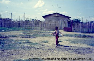 Habitantes del Barrio El Poblado Cali
Peval, 1983
Palabras clave: Barrio El Poblado Cali Viviendas