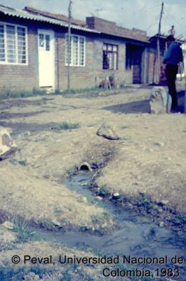 Alcantarillado en el Barrio El Poblado Cali
Peval, 1983
Palabras clave: Barrio El Poblado Cali Viviendas Servicios Públicos
