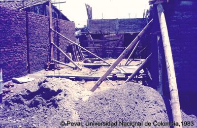 Obras de construcción del programa de vivienda en el Barrio El Poblado Cali
Peval, 1983
Palabras clave: Barrio El Poblado Cali Viviendas