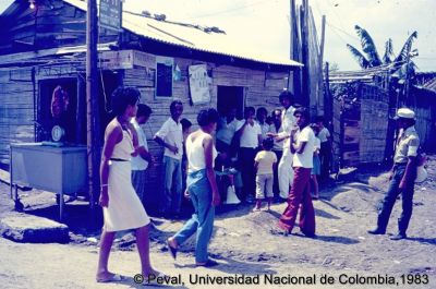Actividades economicas en el Barrio El Poblado de Cali
Peval, 1983
Palabras clave: Barrio El Poblado Cali Viviendas