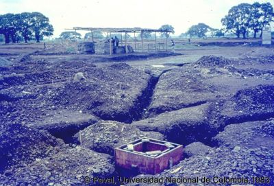 Proceso de loteo y construcción del programa de vivienda en el Barrio El Vallado  Cali
Peval, 1983
Palabras clave: Barrio el Vallado Cali Autoconstrucción Viviendas