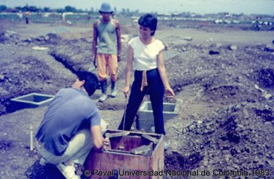 Participación de la comunidad en la autoconstrucción de las viviendas en el Barrio El Vallado Cali
Peval, 1983
Palabras clave: Barrio el Vallado Cali Autoconstrucción Viviendas
