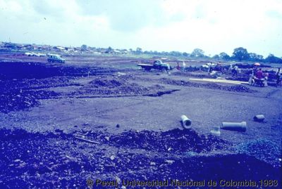 Proceso de loteo y construcción del programa de vivienda en el Barrio El Vallado  Cali
Peval, 1983
Palabras clave: Barrio el Vallado Cali Viviendas