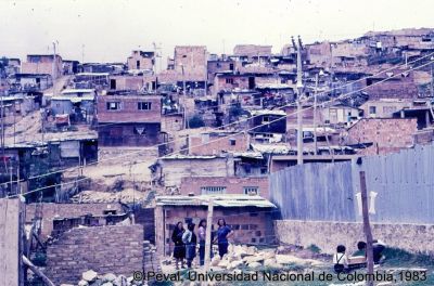 Panorámica de la urbanización Marandua y su proceso de construcción
Peval, 1983
Palabras clave: Autoconstrucción Viviendas Marandua Bogota