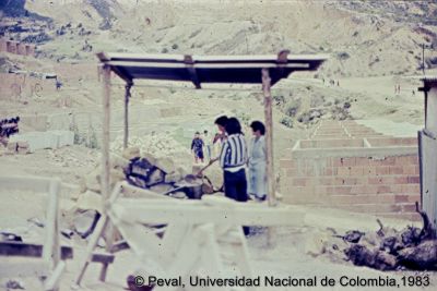 Participación de la comunidad en el proceso de construcción de viviendas
Peval, 1983
Palabras clave: Autoconstrucción Viviendas Marandua Bogota Mujeres
