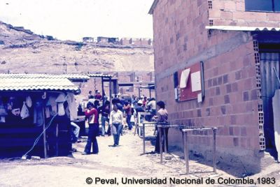 Participación de la comunidad en el proceso de construcción de viviendas
Peval, 1983
Palabras clave: Autoconstrucción Viviendas Marandua Bogota