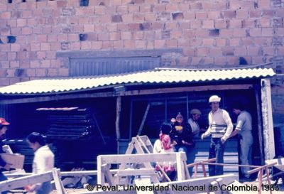 Participación de la comunidad en el proceso de construcción de viviendas
Palabras clave: Autoconstrucción Viviendas Marandua Bogota