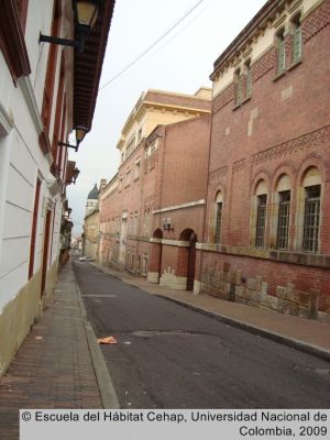Arquitectura tradicional en La Candelaria, Bogotá
Cehap, 2009
Palabras clave: Centros históricos Bogotá