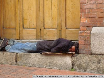 Persona en condición de indigencia durmiendo en la calle 
Cehap, 2009
Palabras clave: Habitante de Calle