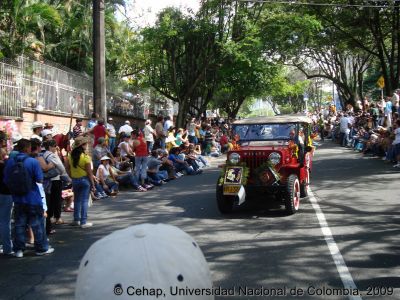 Desfile de autos antiguos
Cehap, 2009
Palabras clave: Cultura popular Medellín