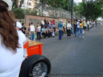 Desfile de autos antiguos
CEHAP, 2009
