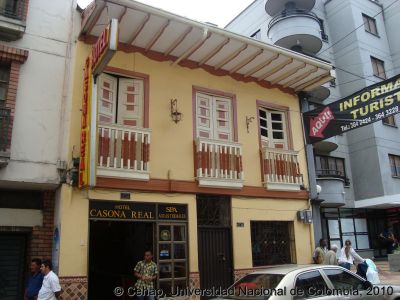Viviendas tipicas usadas como hoteles en el Municipio de Santa Rosa de Cabal en Risaralda, Colombia
Cehap, 2010
Palabras clave: VIVIENDA TRADICIONAL ARQUITECTURA