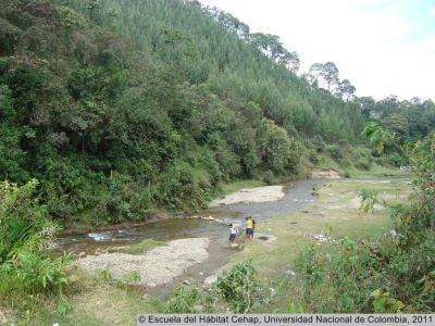 Nacimiento del Río Medellín (Alto de San Miguel) usado como zona recreo
Cehap, 2011
Palabras clave: Recursos hídricos Medellín Quebradas