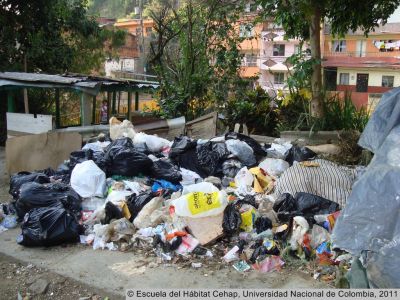 Mala disposición de basuras en el barrio
Cehap, 2011
Palabras clave: Basuras Contaminación