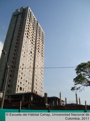 Construcción de edificio de apartamentos en Robledo, vía Occidente
Cehap, 2011
Palabras clave: Vivienda Medellin