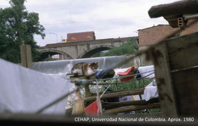 Puente sobre la Quebrada La Iguaná en la carrera 70
Cehap, 1980
Palabras clave: LA IGUANA BARRIOS MEDELLIN