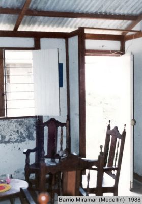 Características espaciales: comedor de la vivienda del proyecto de vivienda prefabricada 
Universidad Nacional de Colombia, 1988
Palabras clave: Vivienda prefabricada Barrio Miramar ICT Programa de vivienda estatal Calidad habitacional