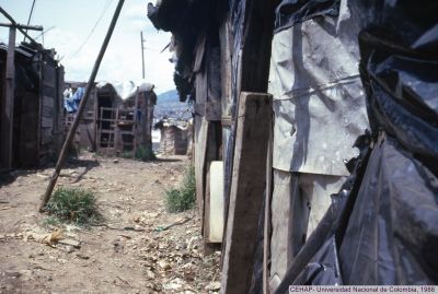 Viviendas de lata y cartón en el Barrio Moravia, 1988
Gilberto Arango, 1988
CEHAP
Palabras clave: BARRIO MORAVIA MEJORAMIENTO BARRIAL 1988