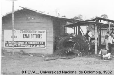 Valla de la Organización de Destechados Camilo Torres
Peval, 1982
Palabras clave: Autoconstrucción Vivienda Pereira