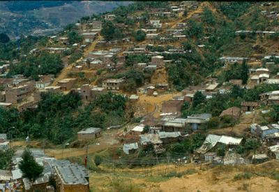 Viviendas de la zona del desastre de Villatina
CEHAP-1987
Palabras clave: VILLATINA ZONAS DE RIESGO