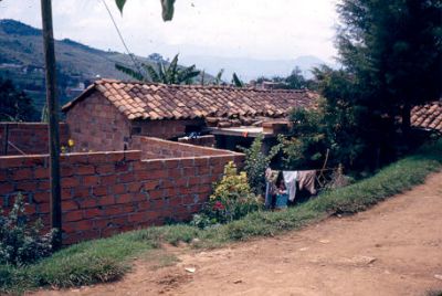 vivienda en ladrillo
CEHAP
Palabras clave: VIVIENDA VILLATINA BARRIOS INFORMALES