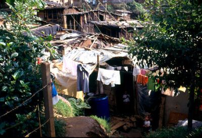 Ranchos en zona alta de Villatina
CEHAP
Palabras clave: VIVIENDA VILLATINA INVASIONES