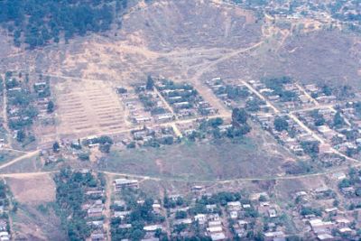Vista aerea lote de Villatina
CEHAP, 1987
Palabras clave: VIVIENDA VILLATINA