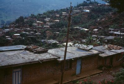Viviendas en el sector de Villatina
CEHAP-1987
Palabras clave: VILLATINA