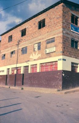 CASAS BARRIO POPULAR
cehap-1987, AT-PHP
Palabras clave: VIVIENDA INFORMAL