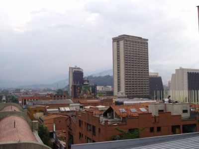Vista del centro de Medellin desde El Metro
2004
Palabras clave: MEDELLIN