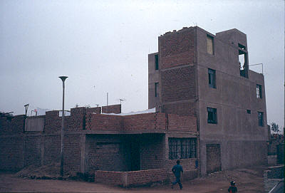 Vivienda en esquina Barrio El agustino Lima
1983





Palabras clave: BARRIO EL AGUSTINO LIMA