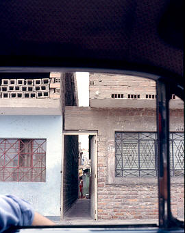 Entrada de vivienda Distrito San Martin de Porres, Lima
1983



Palabras clave: BARRIO LIMA INQUILINATOS