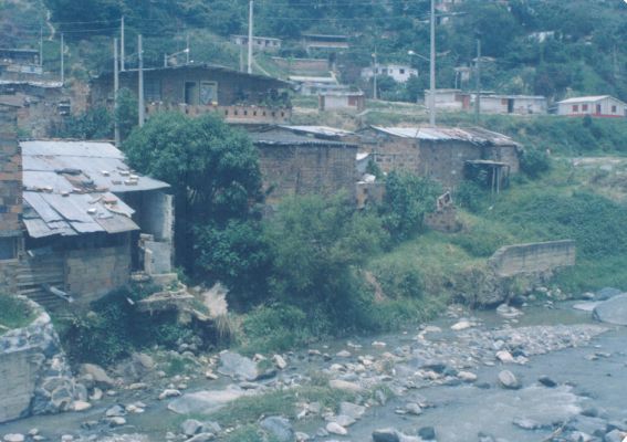 Cauce quebrada Barrio blanquizal (La iguana)
Cehap 1988




Palabras clave: ZONA DE ALTO RIESGO BARRIO LA IGUANA