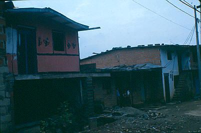 Fachada de viviendas Los Caunces Medellin
Cehap 1982




Palabras clave: BARRIO LOS CAUNCES MEDELLIN