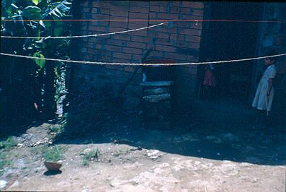 Patio de vivienda Los Caunces
Cehap 1982




Palabras clave: BARRIO LOS CAUNCES MEDELLIN