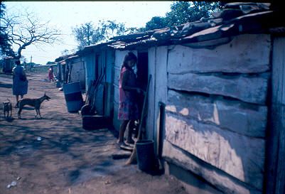 Fachada de viviendas Barrio Managua Nicaragua
1982




Palabras clave: BARRIO MANAGUA NICARAGUA