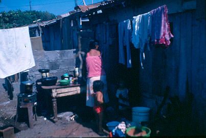 Lavadero y cocina de vivienda Barrio Managua Nicaragua
1982




Palabras clave: BARRIO MANAGUA NICARAGUA