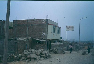 Viviendas en construccion Barrio canto grande Lima
1983




Palabras clave: BARRIO CANTO GRANDE LIMA