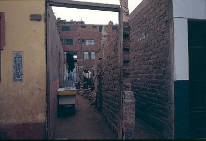 Interior de vivienda Barrio El agustino Lima
1983




Palabras clave: BARRIO EL AGUSTINO LIMA