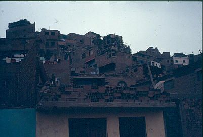 Viviendas en pendiente Barrio El agustino Lima
1983




Palabras clave: BARRIO EL AGUSTINO LIMA