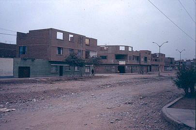 Precarias condiciones de infraestructura vial en el Distrito San Martin de Porres, Lima
1983




Palabras clave: BARRIO LIMA VIALIDAD CALLES