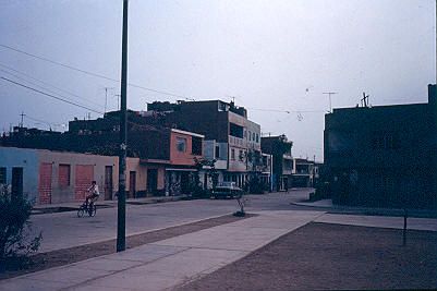 Infraestructura vial en el Distrito San Martin de Porres, Lima
CIPUR, 1983




Palabras clave: BARRIO ANDENES VIALIDAD LIMA