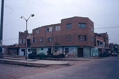Fachada de vivienda en esquina Distrito San Martin de Porres, Lima
1983




Palabras clave: BARRIO LIMA