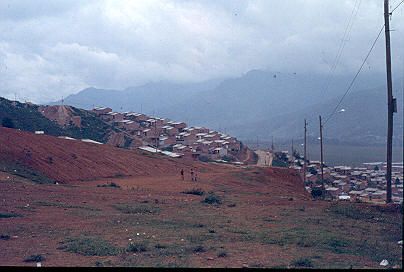 Construccion de viviendas en la Comuna Nororiental de medellin
Cehap 1982







Palabras clave: BARRIO COMUNA NORORIENTAL