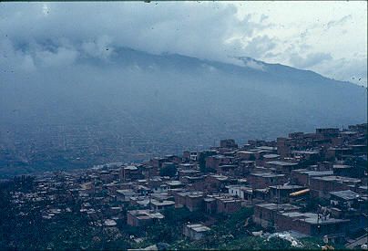 Barrio de la Comuna Nororiental
Cehap 1982




Palabras clave: BARRIO COMUNA NORORIENTAL BARRIOS POPULARES MEDELLIN