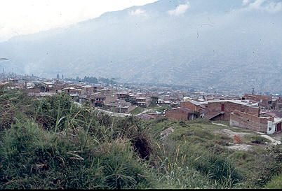 Barrio en la Comuna Nororiental de Medellin en 1982
Cehap 1982




Palabras clave: BARRIO COMUNA NORORIENTAL