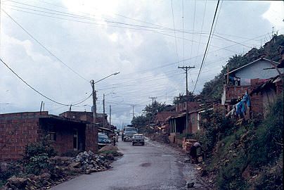 Calle Barrio Comuna Nororiental
Cehap 1982




Palabras clave: BARRIO COMUNA NORORIENTAL CALLES